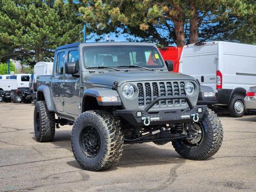 Sting Gray Clearcoat 2021 Jeep Gladiator Sport