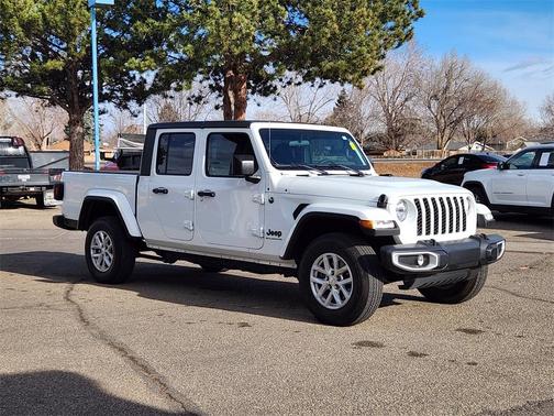 2023 Jeep Gladiator Sport