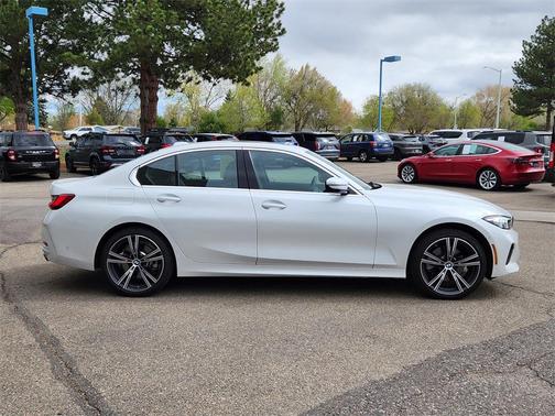 2024 BMW 330 i xDrive