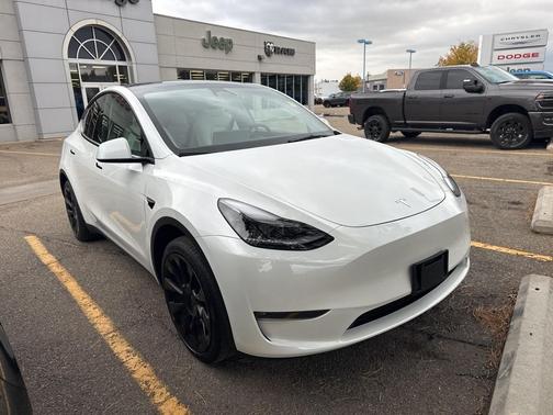 2023 Tesla Model Y Long Range