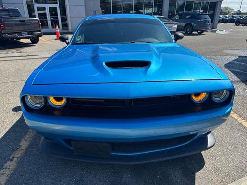 B5 Blue Pearlcoat 2016 Dodge Challenger R/T