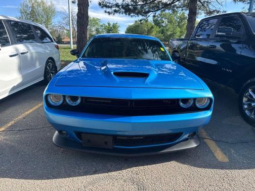 B5 Blue Pearlcoat 2016 Dodge Challenger R/T
