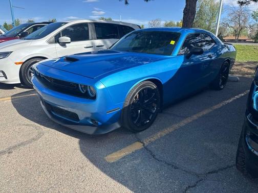 B5 Blue Pearlcoat 2016 Dodge Challenger R/T