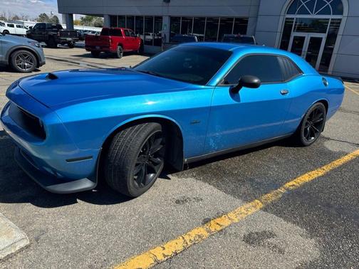 B5 Blue Pearlcoat 2016 Dodge Challenger R/T