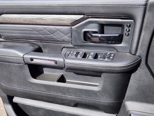 2026 RAM 3500 Limited