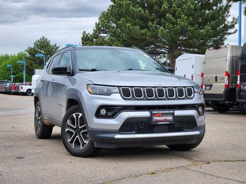 Billet Silver Metallic Clearcoat 2023 Jeep Compass Limited