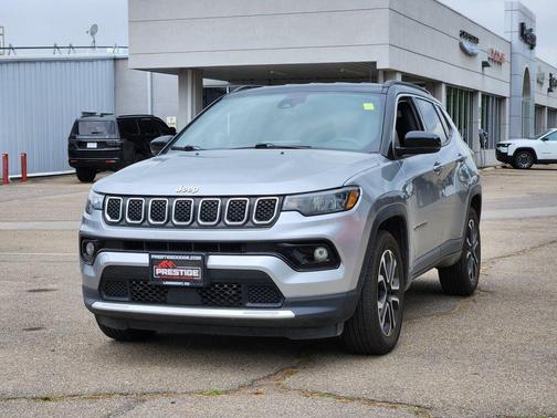 Billet Silver Metallic Clearcoat 2023 Jeep Compass Limited
