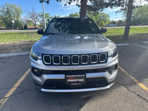 Billet Silver Metallic Clearcoat 2023 Jeep Compass Limited