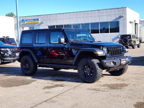 Black Clearcoat 2026 Jeep Wrangler Sport