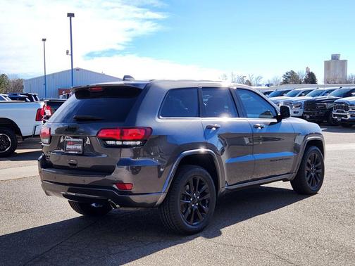 2018 Jeep Grand Cherokee Altitude