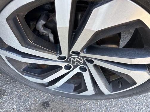 2021 Volkswagen Atlas 3.6L SEL Premium