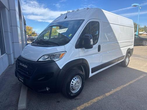 Bright White Clearcoat 2026 RAM ProMaster 2500 High Roof