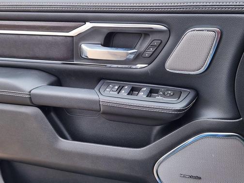 Granite Crystal Clearcoat Metallic 2026 RAM 1500 Laramie