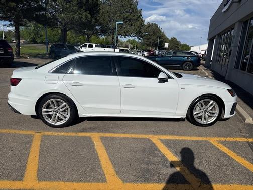 2022 Audi A4 45 S line Premium Plus