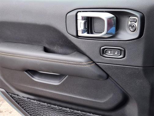 2025 Jeep Wrangler Rubicon 392