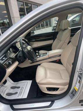 2011 BMW 750 Li xDrive