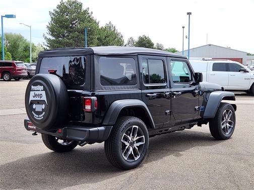 2025 Jeep Wrangler 4xe Sport
