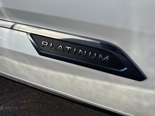 2025 Toyota Tundra Platinum