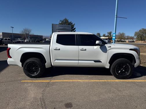 2025 Toyota Tundra Platinum