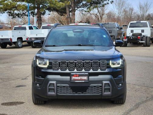 2026 Jeep Cherokee Overland