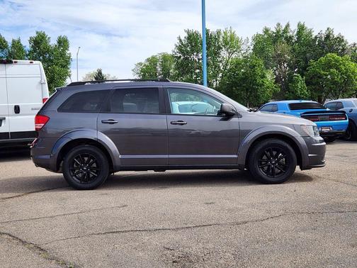 Granite Crystal Clearcoat Metallic 2020 Dodge Journey SE Value