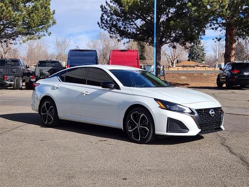 2024 Nissan Altima 2.5 SR