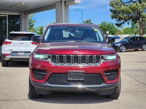 Velvet Red Pearlcoat 2023 Jeep Grand Cherokee Laredo