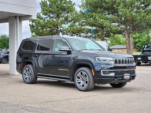 2025 Jeep Wagoneer Base