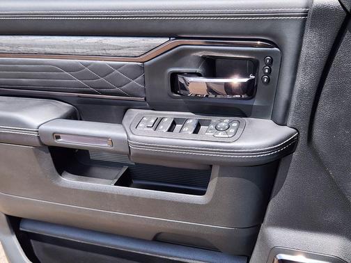 Silver Zynith 2026 RAM 2500 Limited