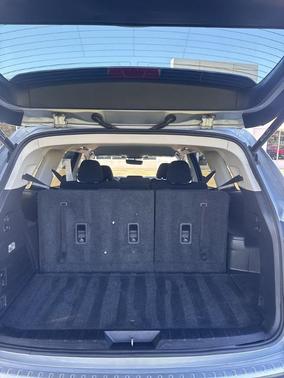 Ice Silver Metallic 2019 Subaru Ascent Premium 8-Passenger