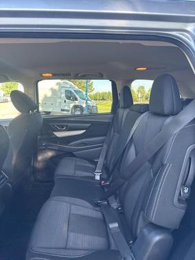 Ice Silver Metallic 2019 Subaru Ascent Premium 8-Passenger