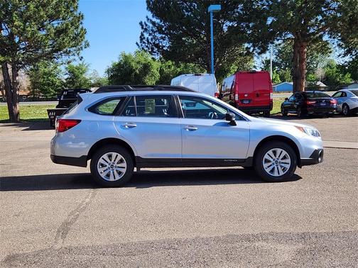 2017 Subaru Outback 2.5i