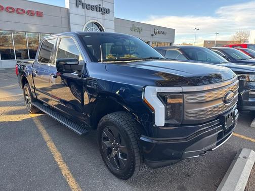 2023 Ford F-150 Lightning LARIAT
