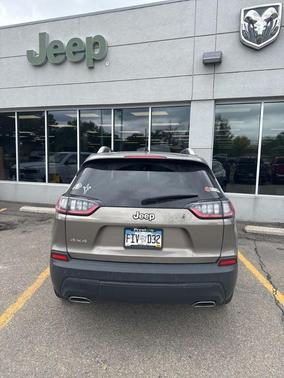Light Brownstone Pearlcoat 2020 Jeep Cherokee Latitude Plus
