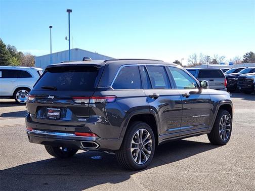 2025 Jeep Grand Cherokee Overland