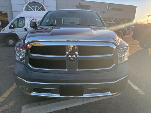 2018 RAM 1500 ST