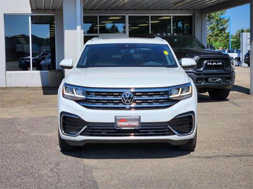 2022 Volkswagen Atlas Cross Sport 3.6L V6 SEL Premium R-Line