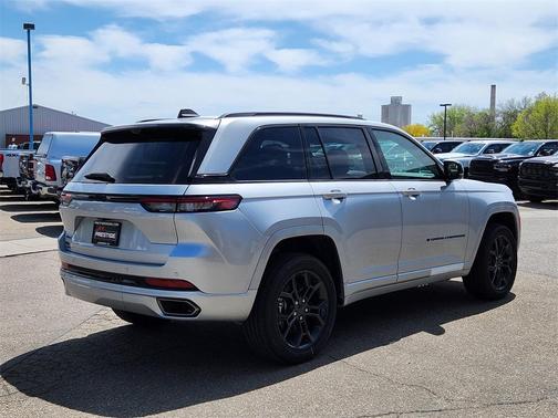 2025 Jeep Grand Cherokee 4xe Base