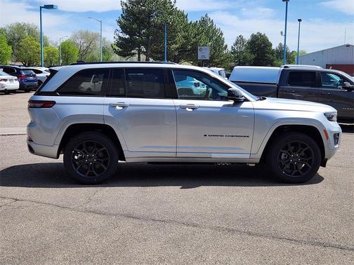 2025 Jeep Grand Cherokee 4xe Base