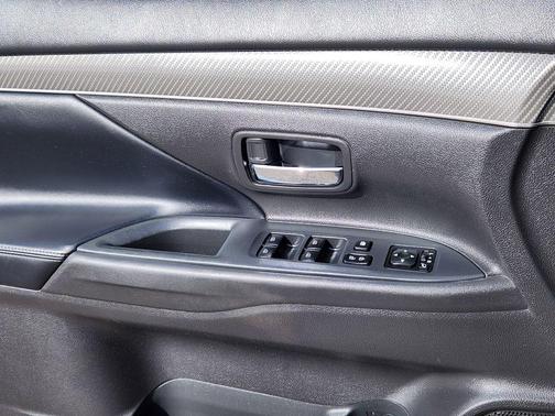 2019 Mitsubishi Outlander SEL