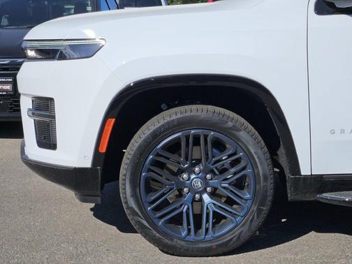 Bright White Clearcoat 2026 Jeep Grand Wagoneer Base