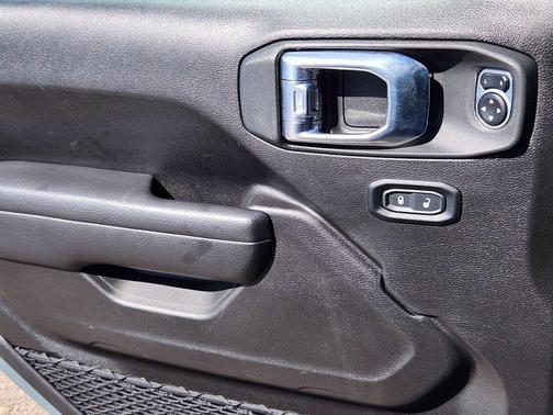 Anvil Clearcoat 2025 Jeep Wrangler 4xe Rubicon