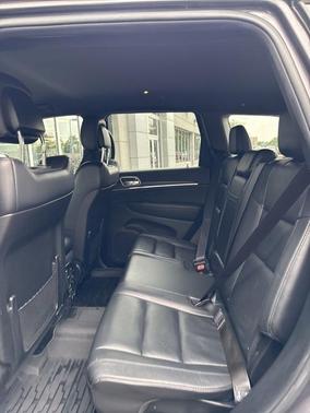 Granite Crystal Clearcoat Metallic 2018 Jeep Grand Cherokee Limited