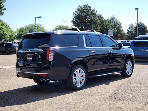 2021 Chevrolet Suburban High Country