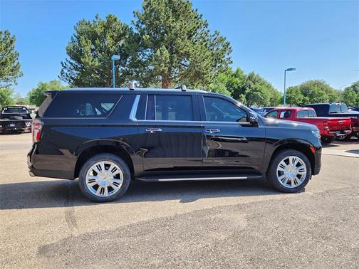 2021 Chevrolet Suburban High Country