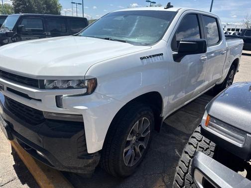 Summit White 2021 Chevrolet Silverado 1500 RST