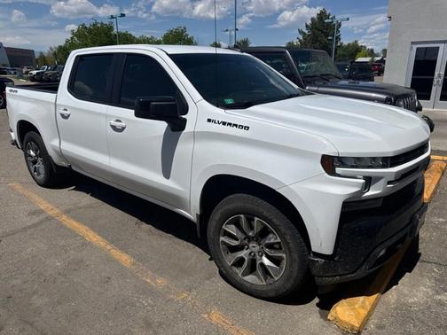 Summit White 2021 Chevrolet Silverado 1500 RST
