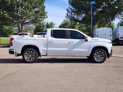 Summit White 2021 Chevrolet Silverado 1500 RST