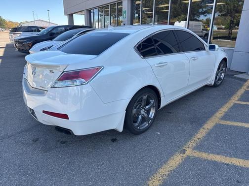 2011 Acura TL Technology