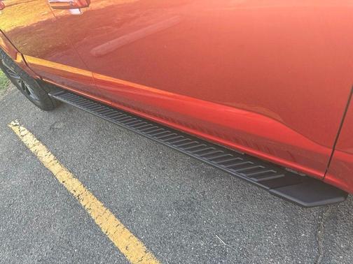 Red Metallic 2022 Ford F-150 XLT